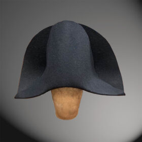 (Italiano) Bicorno alto - Image 2